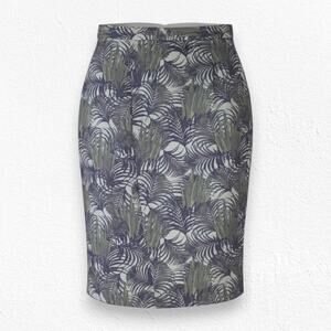 Carine Roitfeld Green Jungle Print Palm Leaf Pencil Uniqlo Midi Skirt Size 2